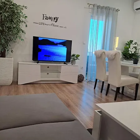 아파트 Dawidh 시베니크